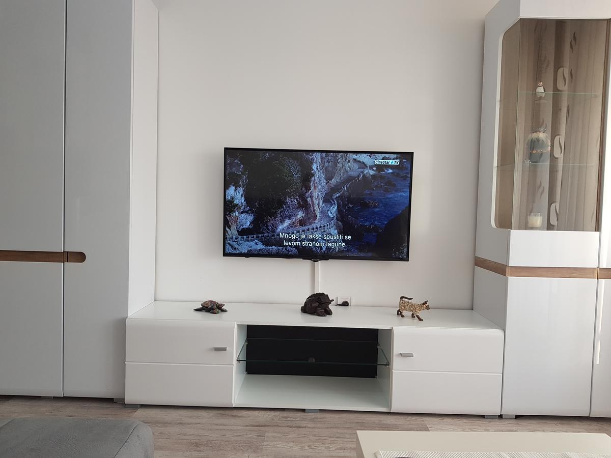 Preziosa Apartment Novi Sad Bagian luar foto